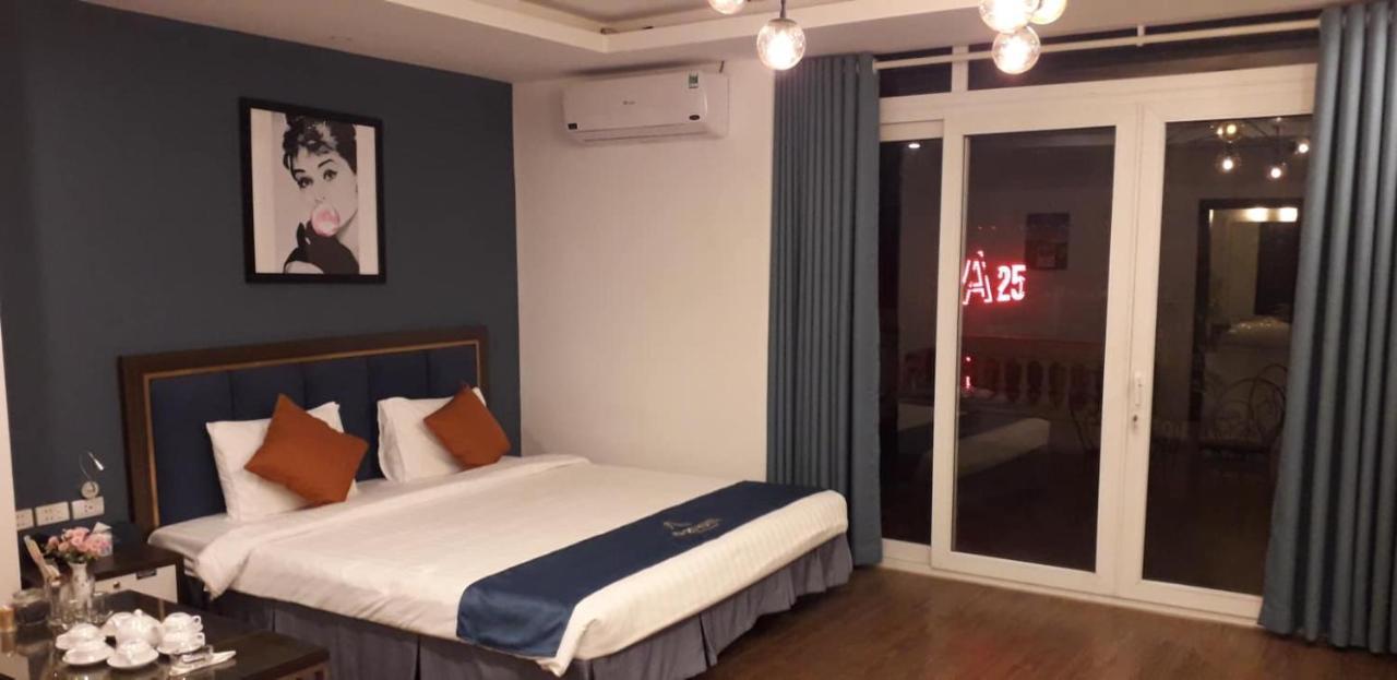 Hanoi Rocks Hostel Екстер'єр фото