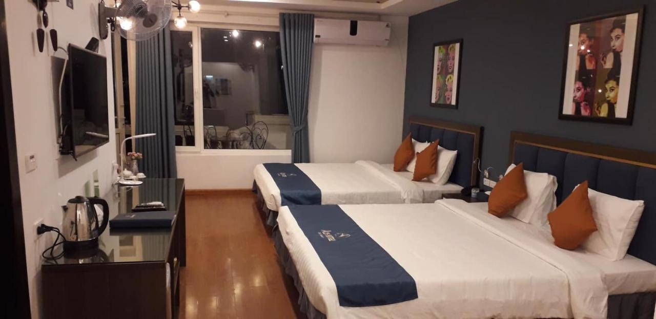 Hanoi Rocks Hostel Екстер'єр фото